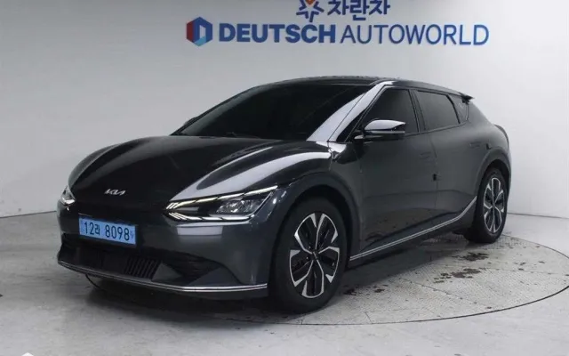 더뉴렉스턴스포츠 중고차 EV6 롱레인지 AWD 매물 사진 11 - 2022/04 70,021km